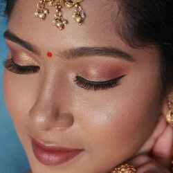 Editorial Makeup Service